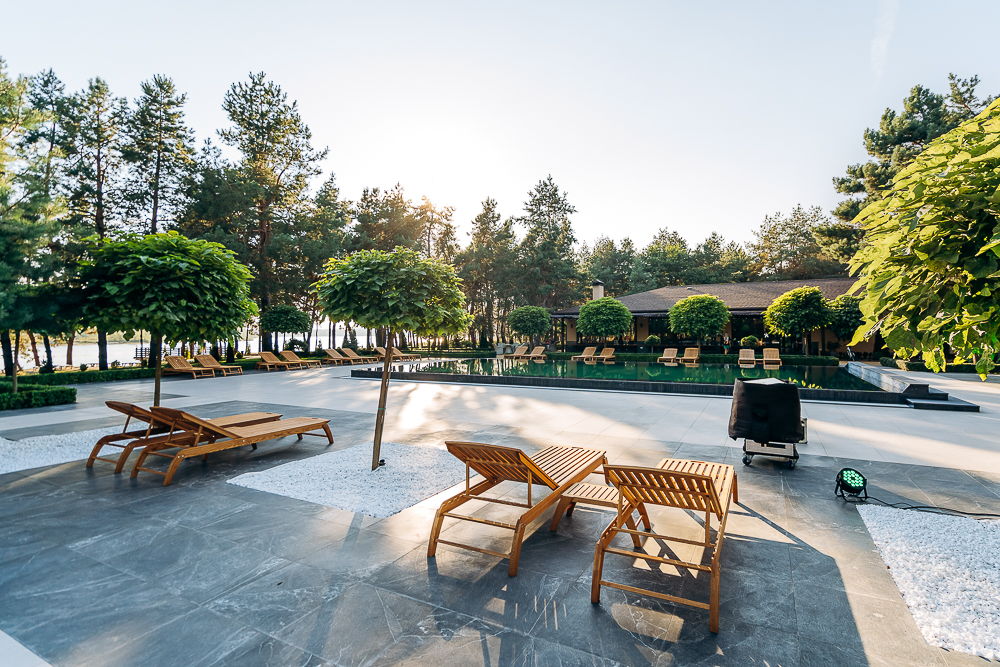 California coffee table ― фото 1