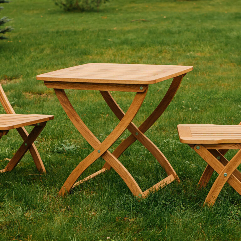 California balcony table